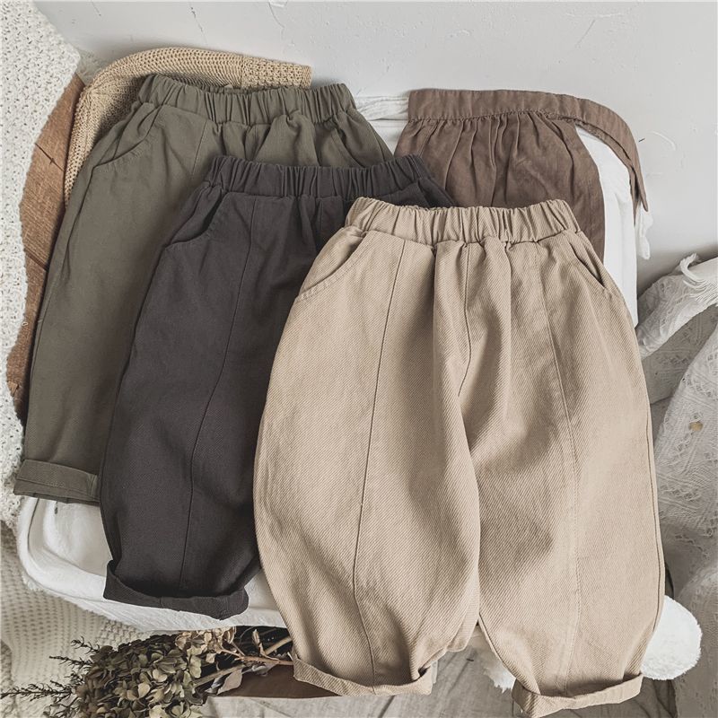 Pantalon pressé de la gamme Petit Explorateur